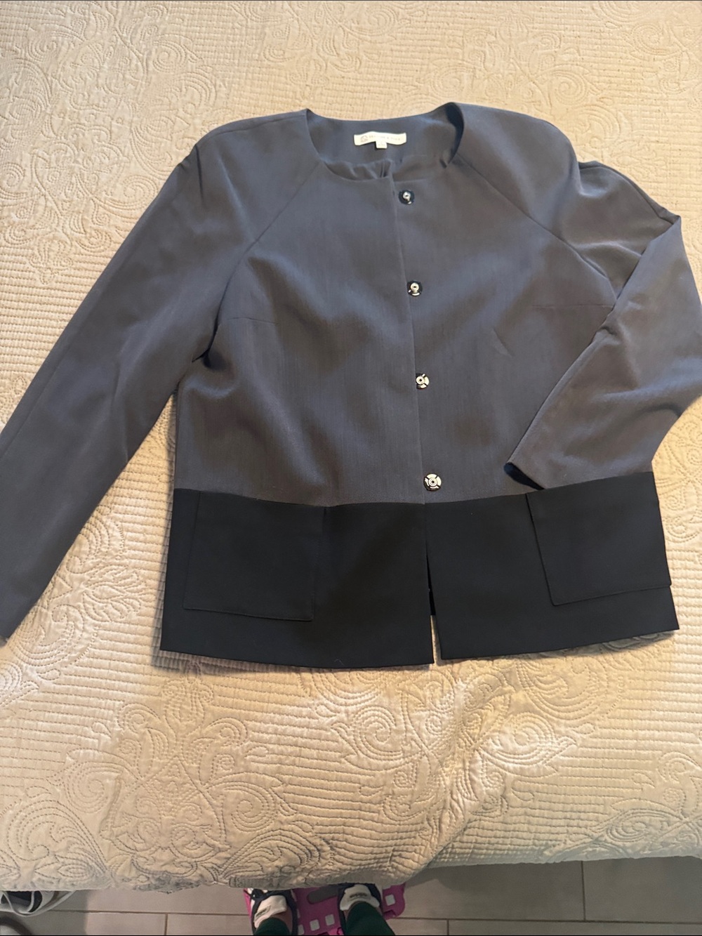 Preston & York Two-Tone Gray and Black Collarless Button Jacket